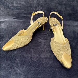Stuart Weitzman Gold Lace Slingback Heels Size 7.5 Women’s